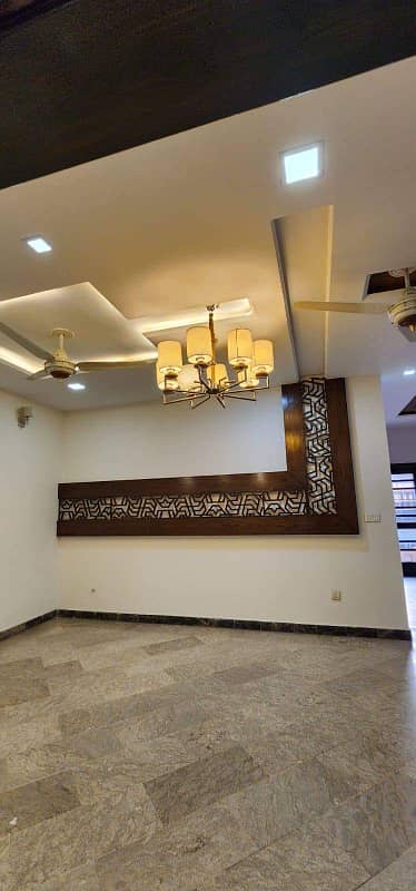 1 Kanal Uper Portion for Rent in Johar Town Ravinue Society for Family and Silent office (Call center + Software house)