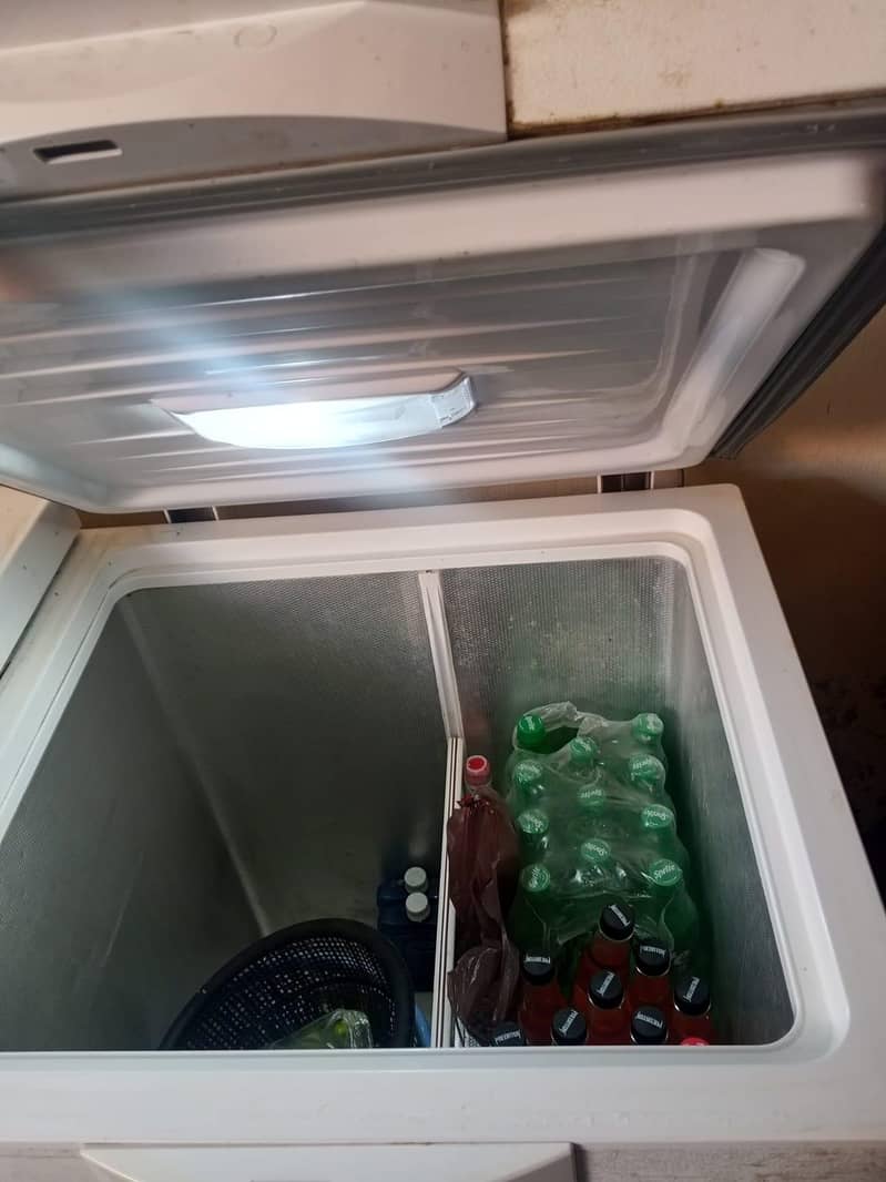 Freezer good condition 5