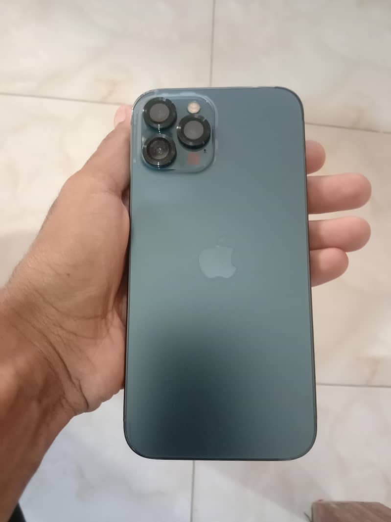 Apple iPhone 12 Pro Max 1