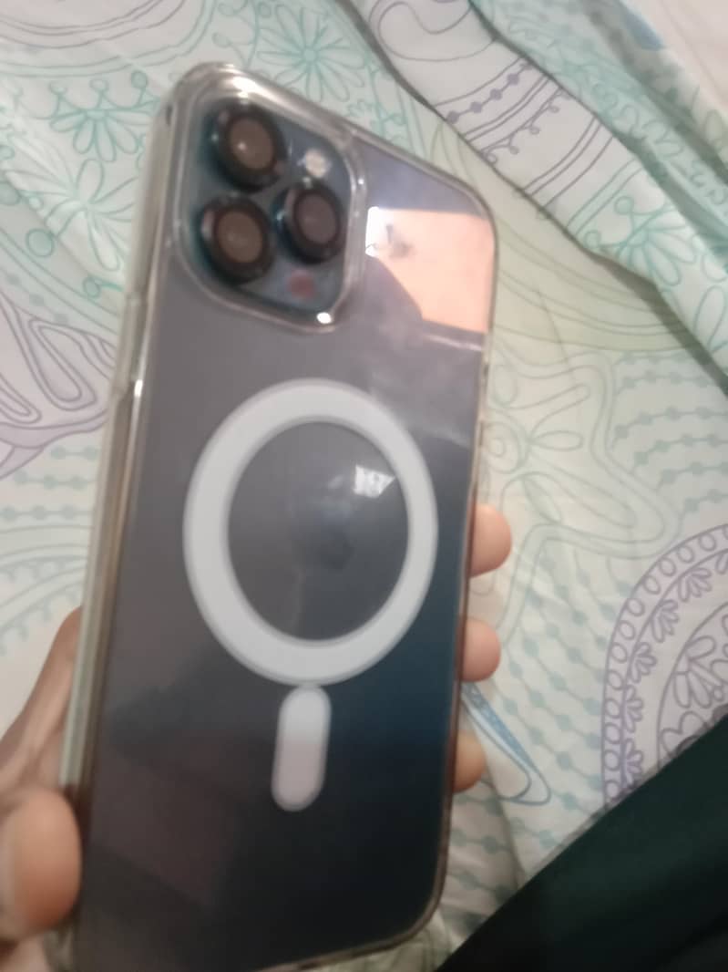 Apple iPhone 12 Pro Max 3