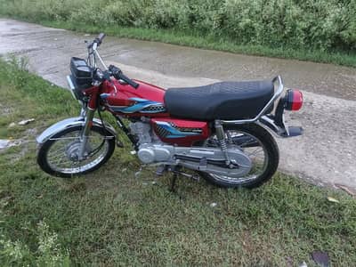 Honda 125 model 23/24 Rawalpindi number completel documents