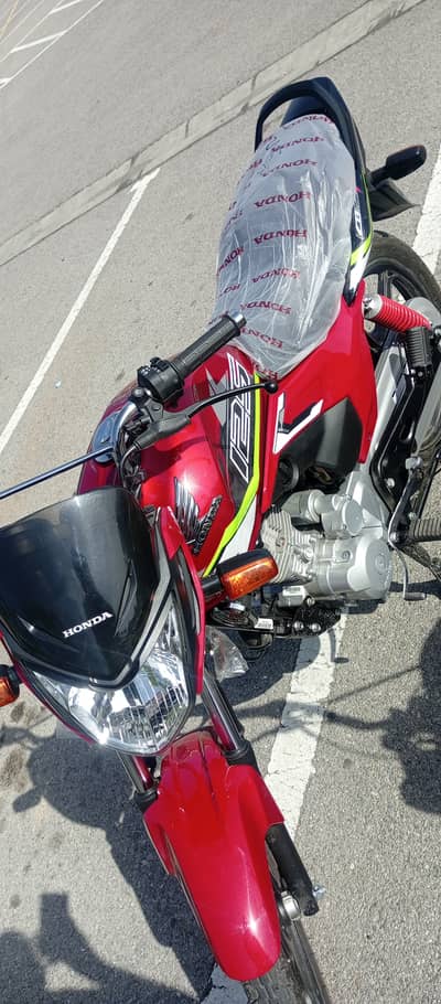 Honda CB 150F 2026