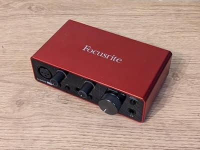Audio interface in good condition.