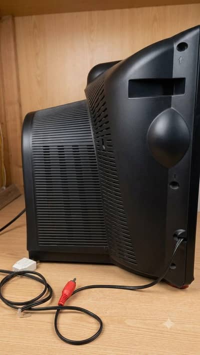 LG 14-Inch Black TV - Like New Condition