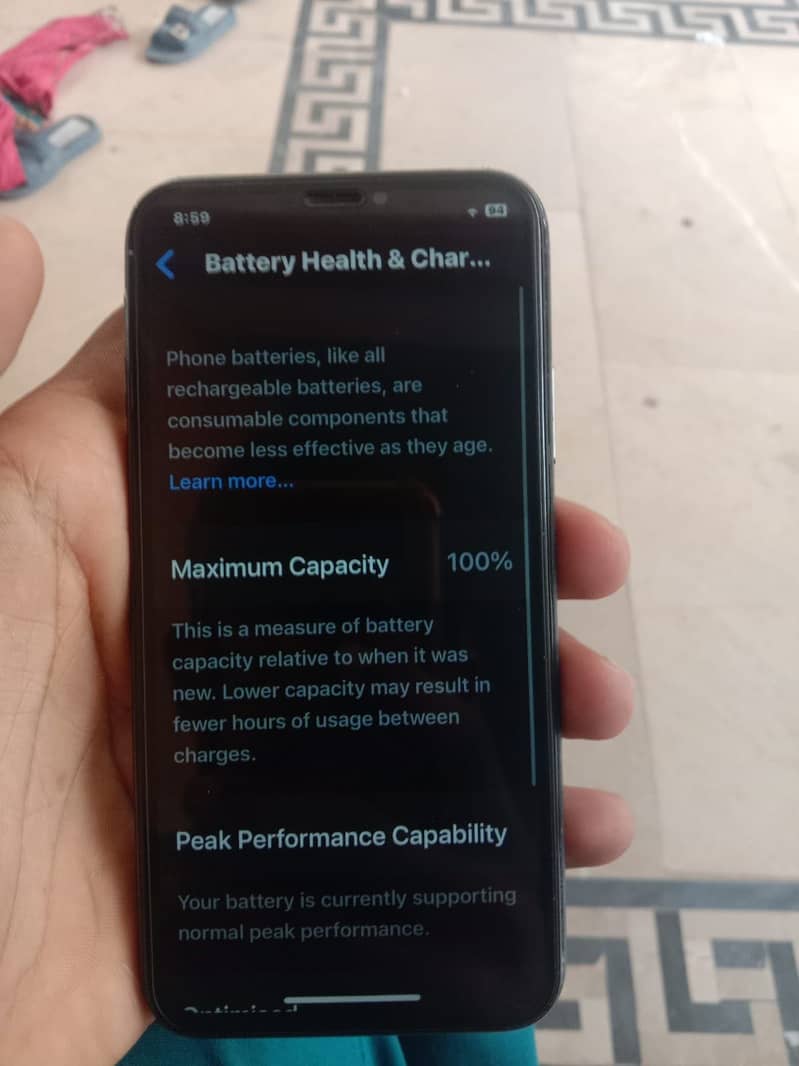 Apple iPhone X 4