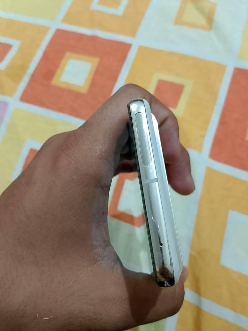 Google Pixel 8 Pro 3
