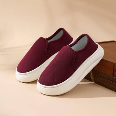 men and women, Breathable Slip_on Black lazy shoes,non slip,comprtable