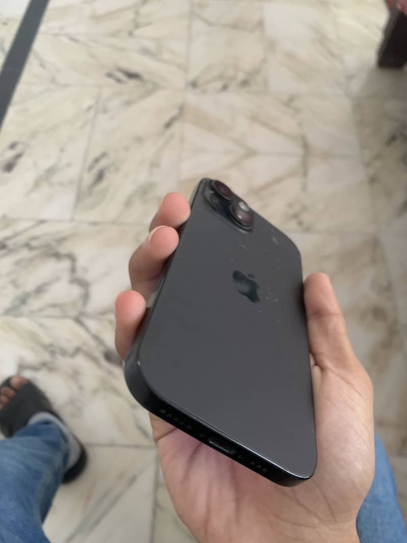 Apple iPhone 15 3