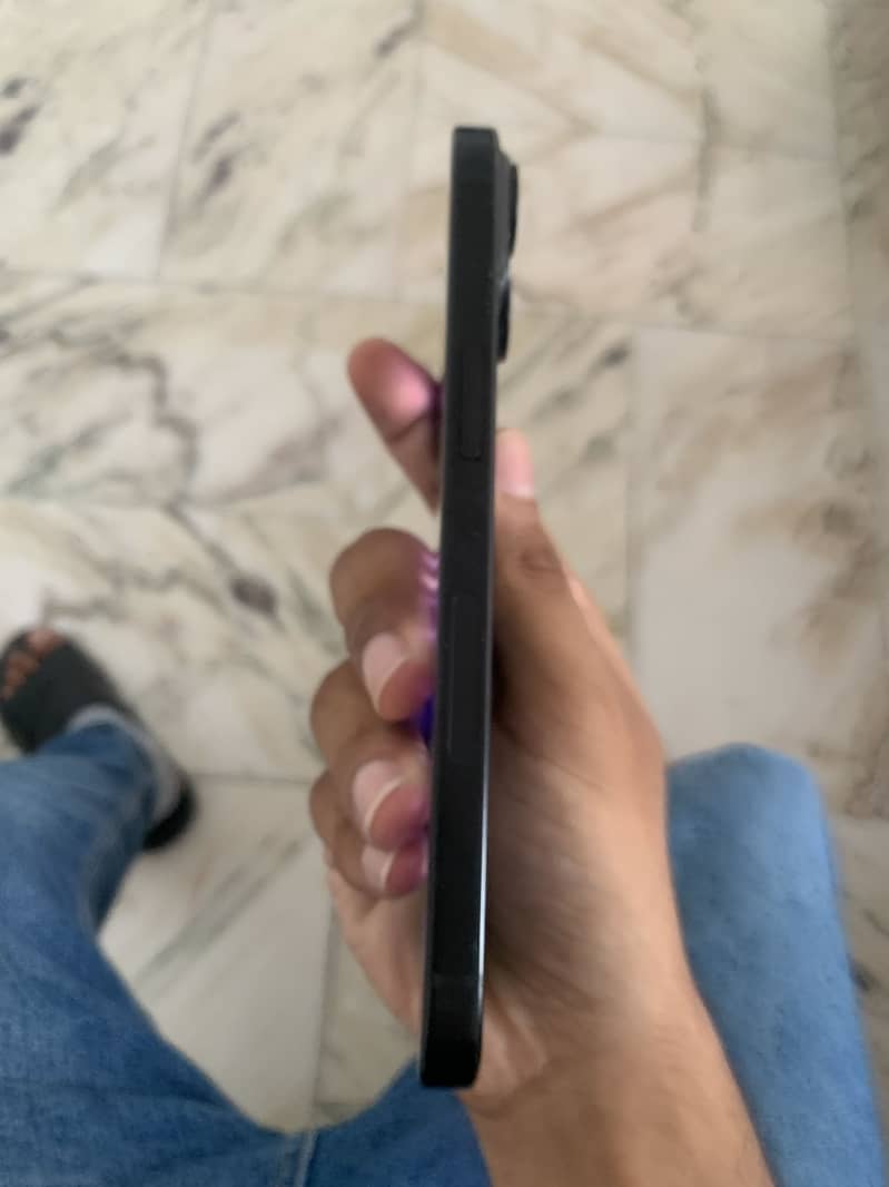 Apple iPhone 15 5