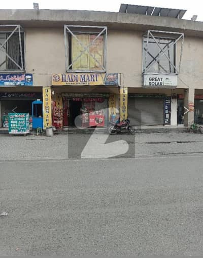 2 marla Office/Shop with apartment for sale Eden Orchard