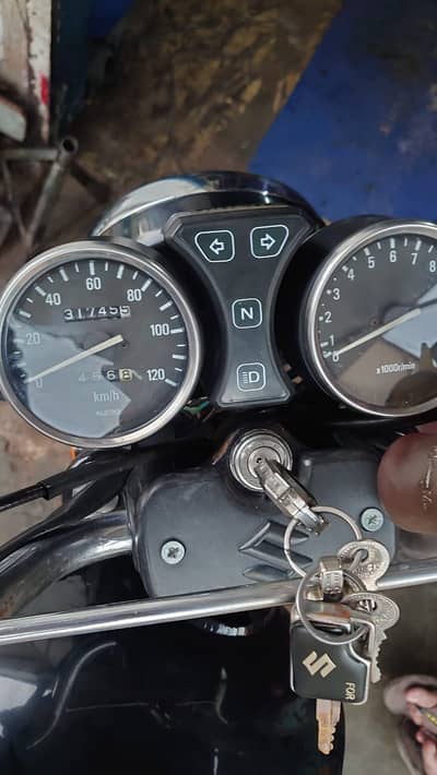 Suzuki GS 150 2019