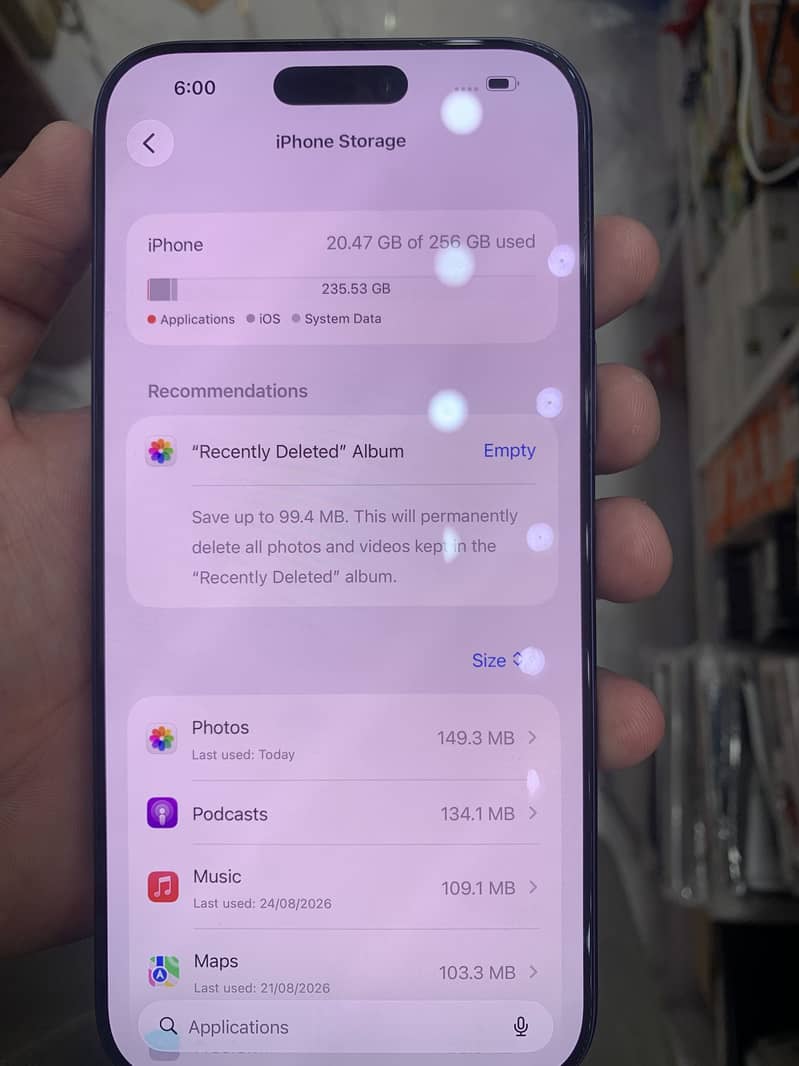 Apple iPhone 17 Pro Max 6