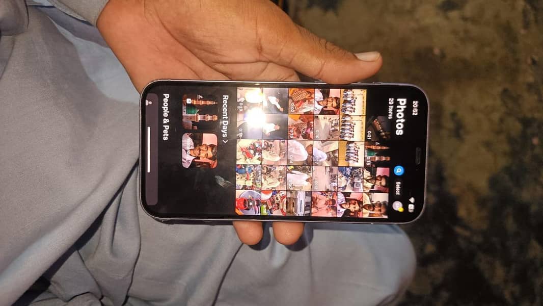 Apple iPhone 12 3