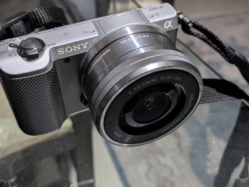 Sony Alpha a5000 3