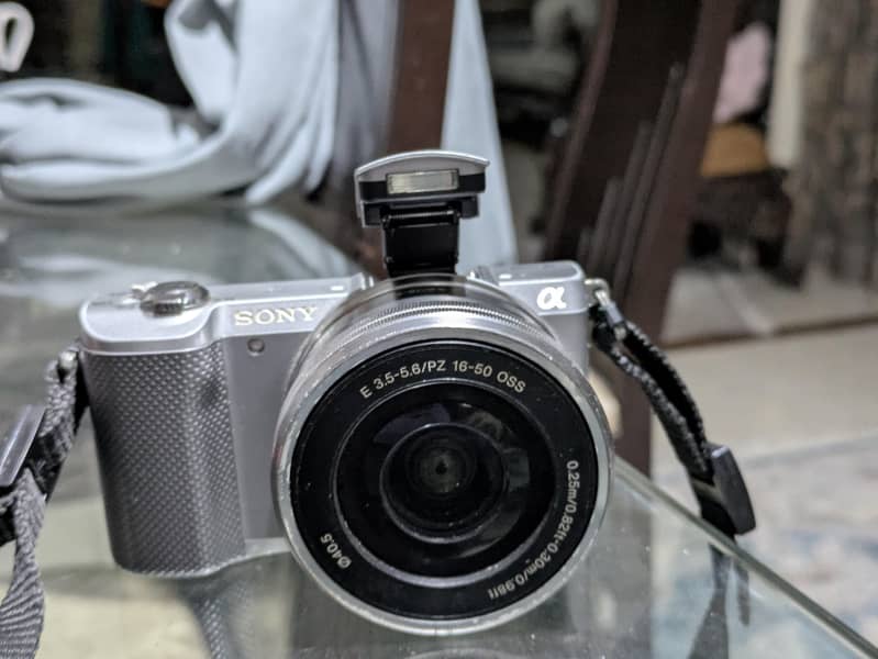 Sony Alpha a5000 5