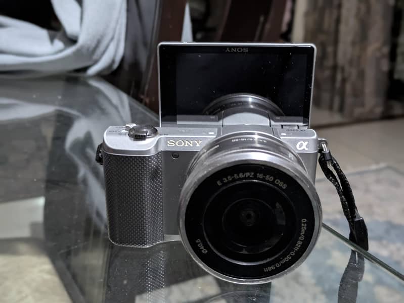 Sony Alpha a5000 6