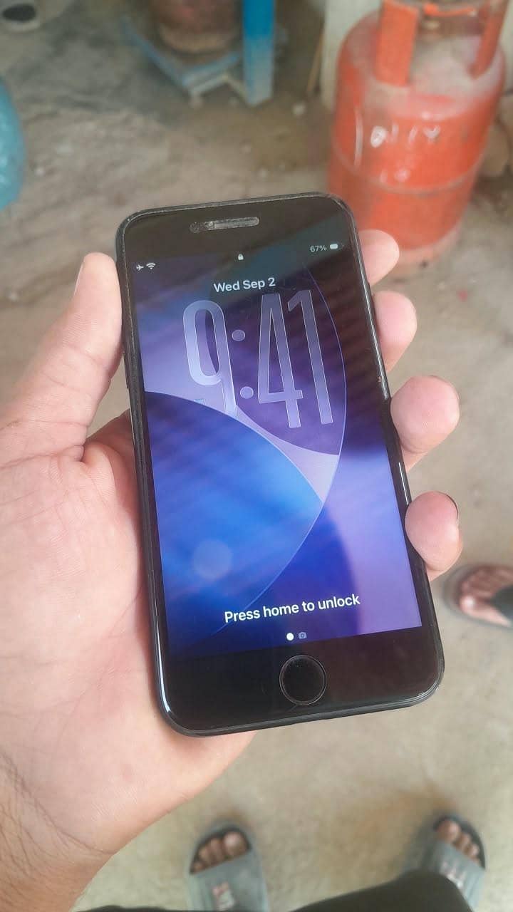 Apple iPhone SE 4