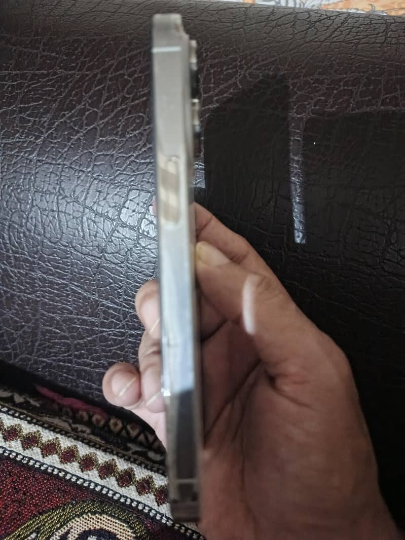 Iphone 14 pro 2