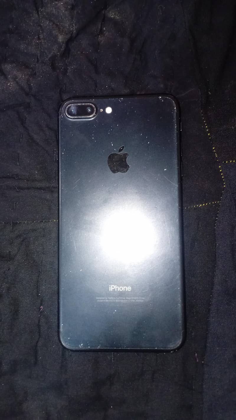 Apple iPhone 7 Plus 0
