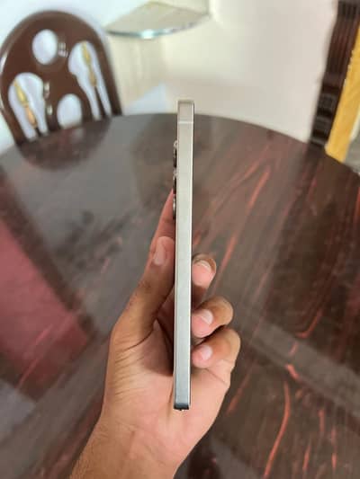 Brand new phone ha koi sakrach nai ha