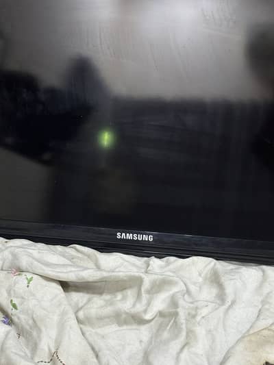 Samsung 42 inches LCD