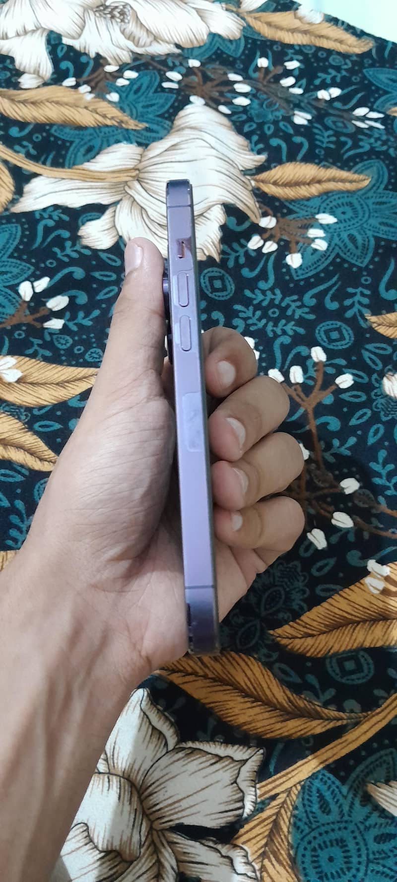 Apple iPhone 14 Pro 1