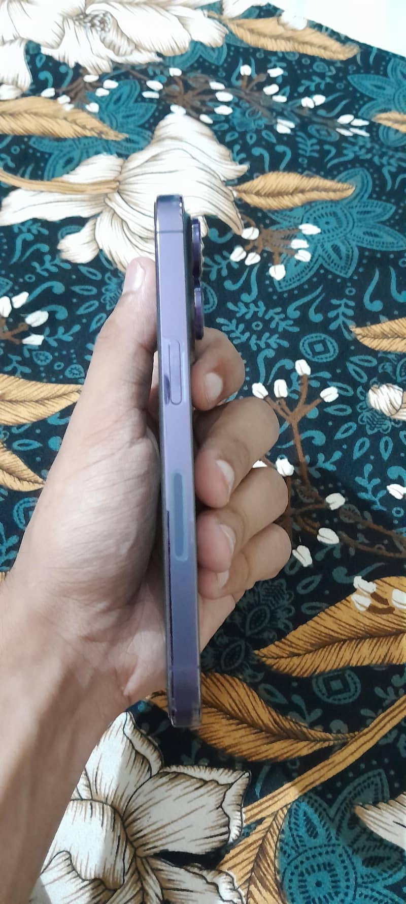 Apple iPhone 14 Pro 3