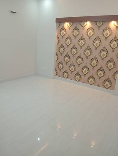 14marla 6beds DD TV lounge kitchen attached baths like brand new house for rent in G 13 3 islamabad