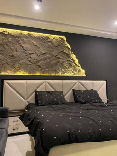 Dark theme 1 BHK/Studio Apartments Available Gulberg Parkhouse Apartments Per Day Rent