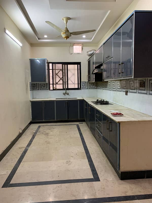 Upper portion for rent 0