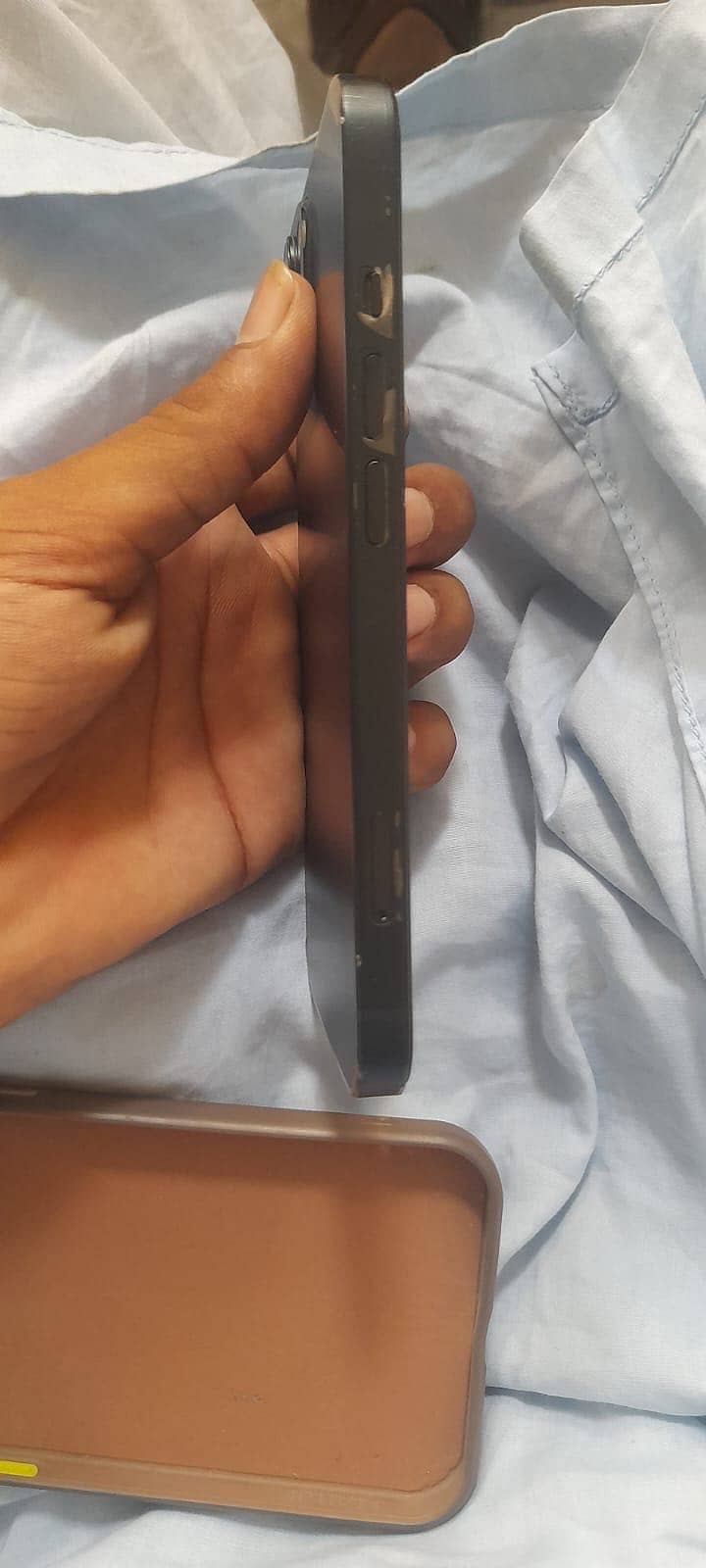 Apple iPhone 13 3
