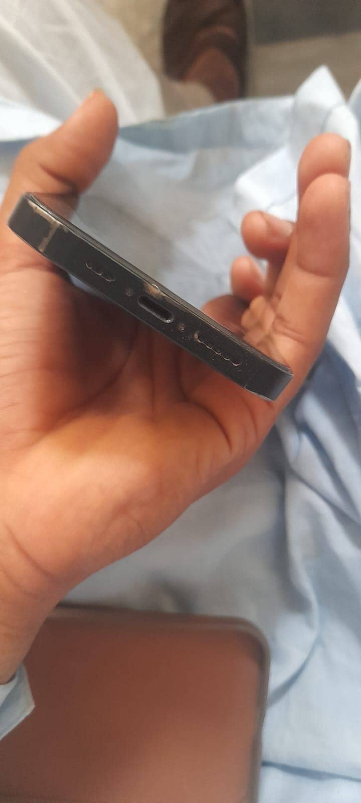 Apple iPhone 13 4