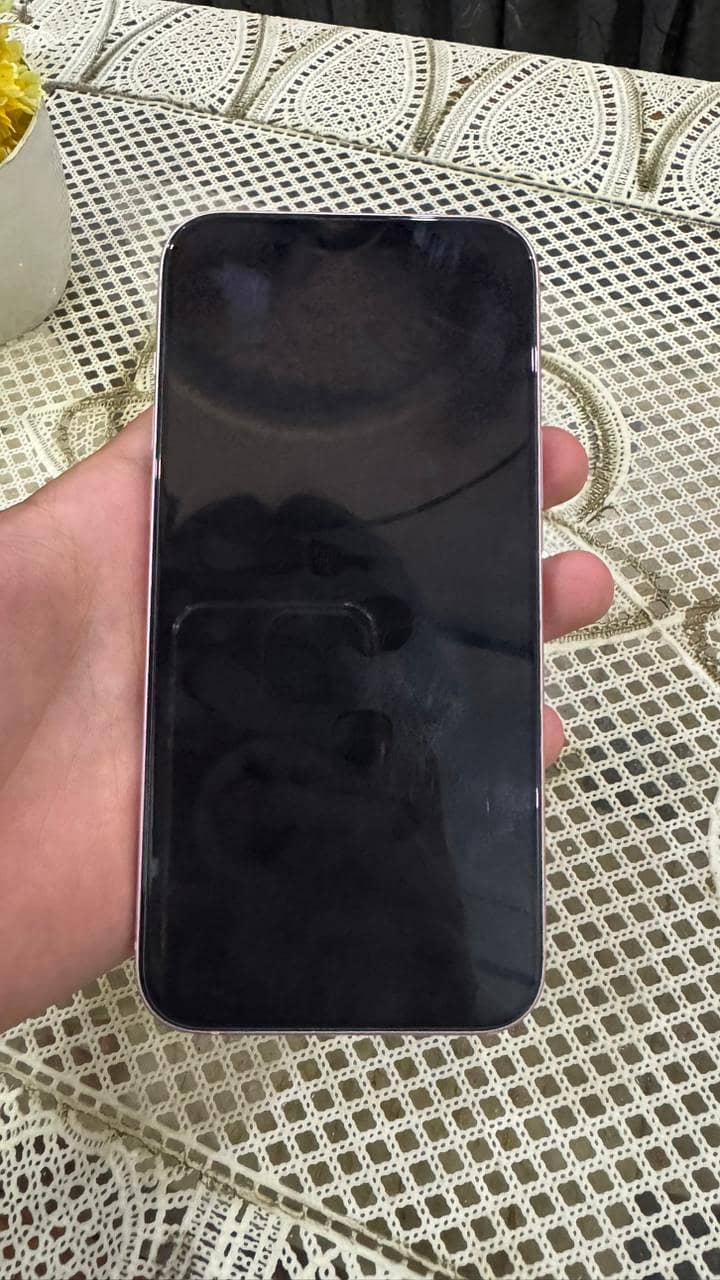 Apple iPhone 15 plus 1