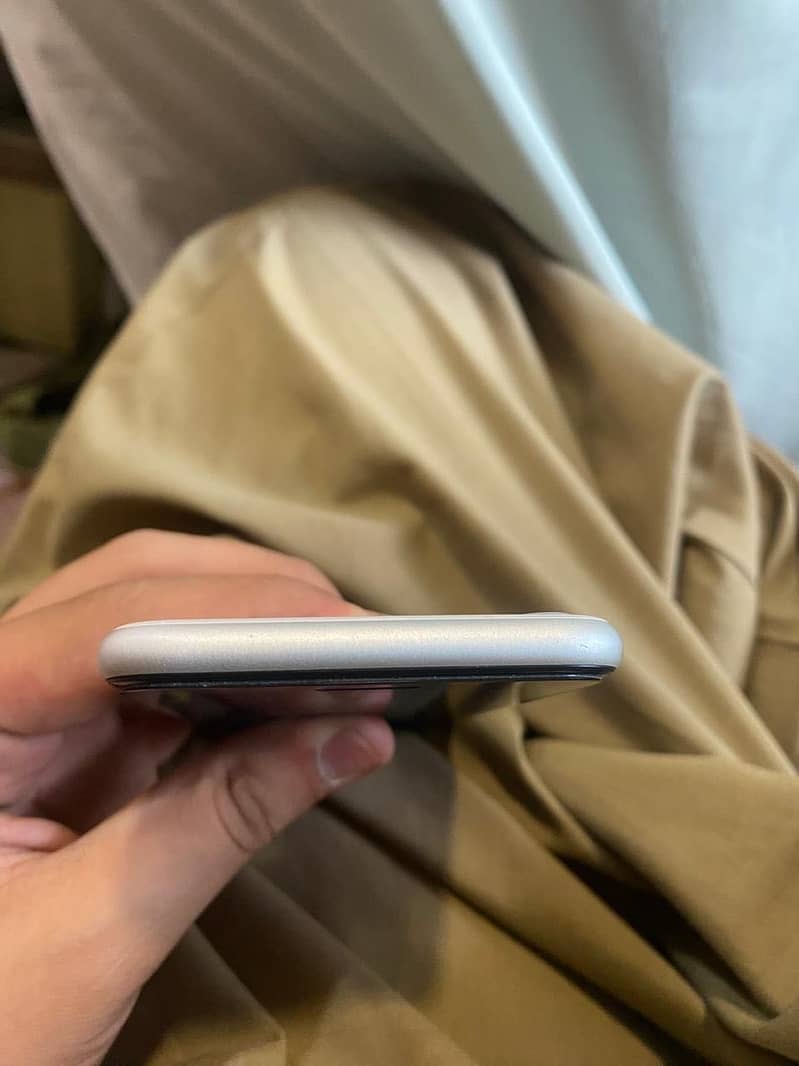 Apple iPhone SE 1