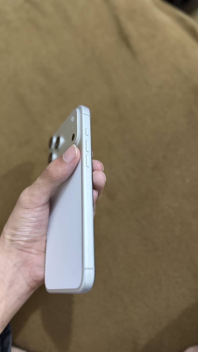 Apple iPhone 17 Pro Max 7