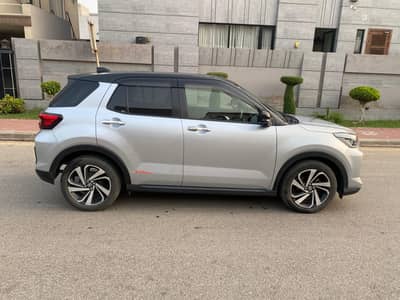 Toyota Raize Raize Z package full option car Total Genuine