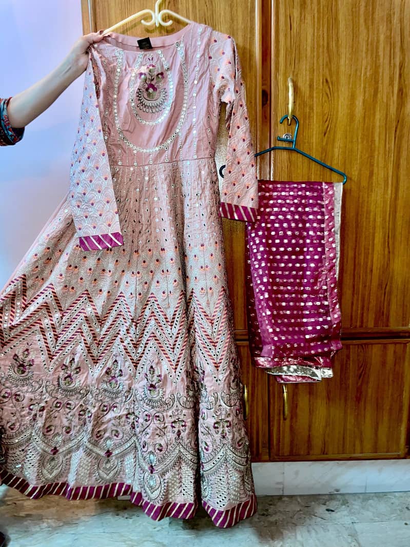 fancy dresses 0