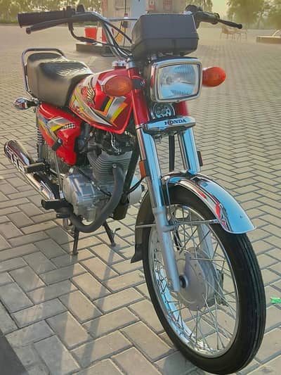 Honda Bike for Sale – Red Colour 