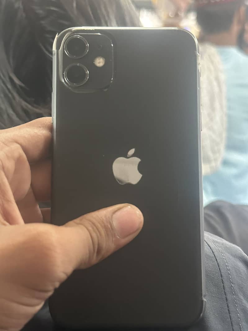 Apple iPhone 11 3
