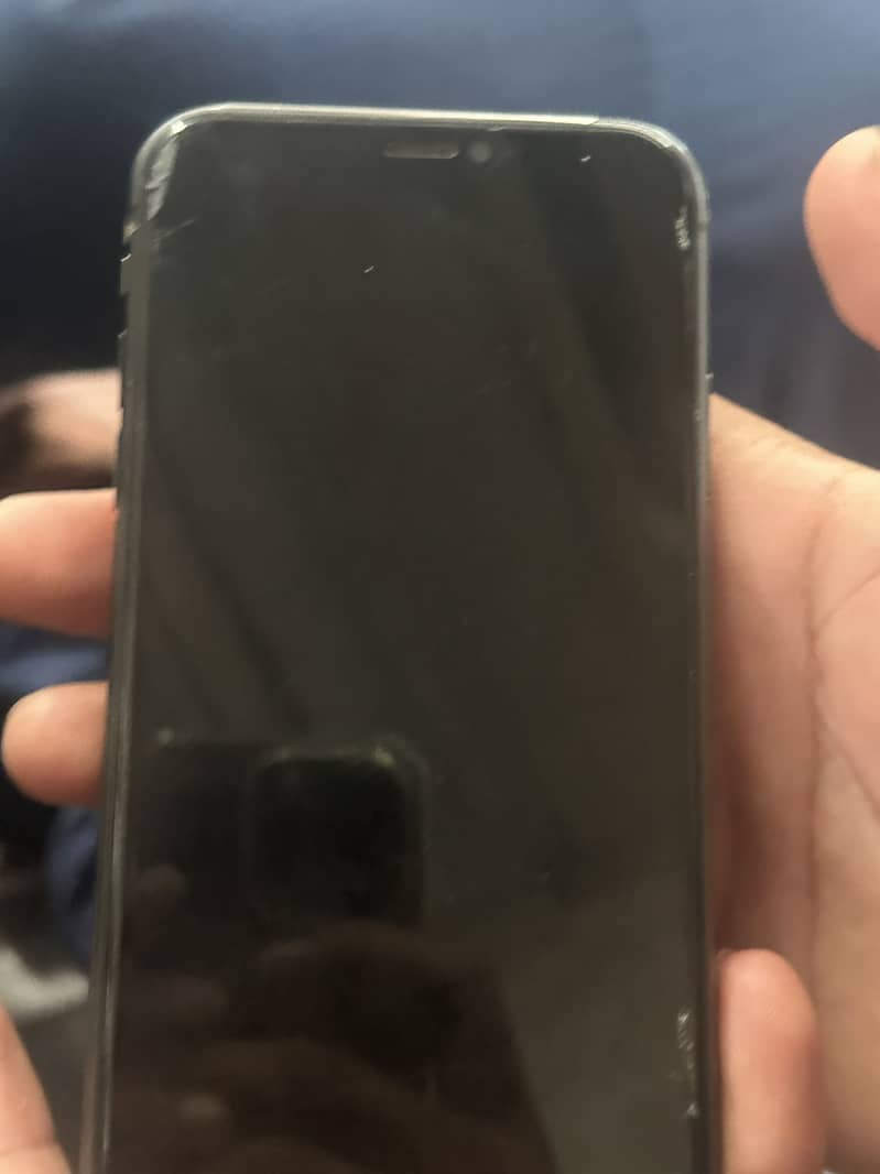 Apple iPhone 11 6