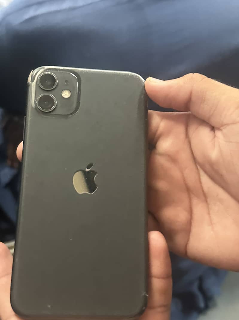 Apple iPhone 11 7