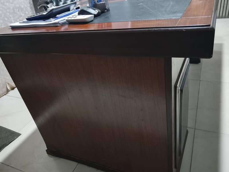 Office table 3
