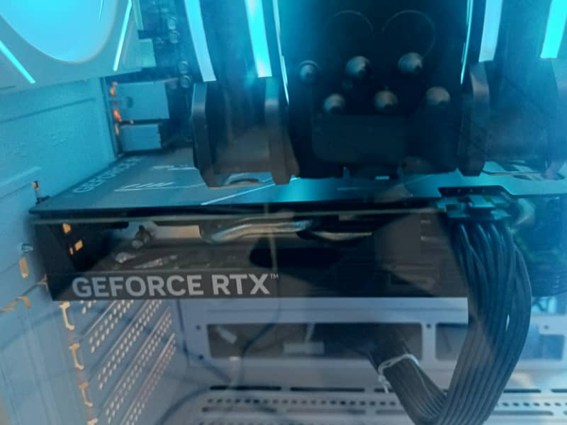 i5 13400F RTX 4060 16GB DDR5 Gaming PC + MSI G255F Monitor 1