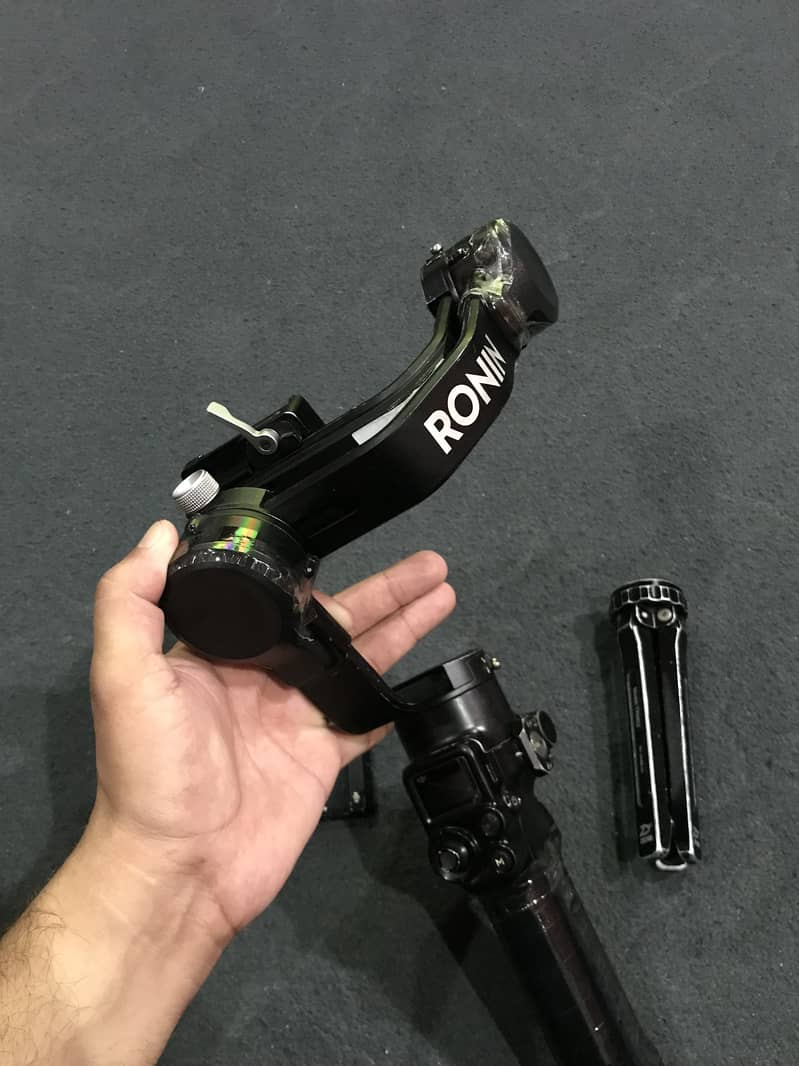Rs 2 crane 0