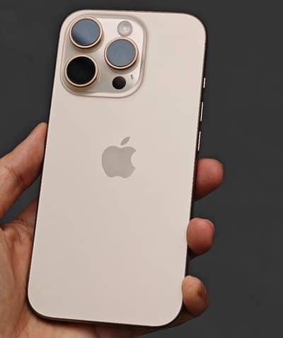 Apple iPhone 16 Pro Max