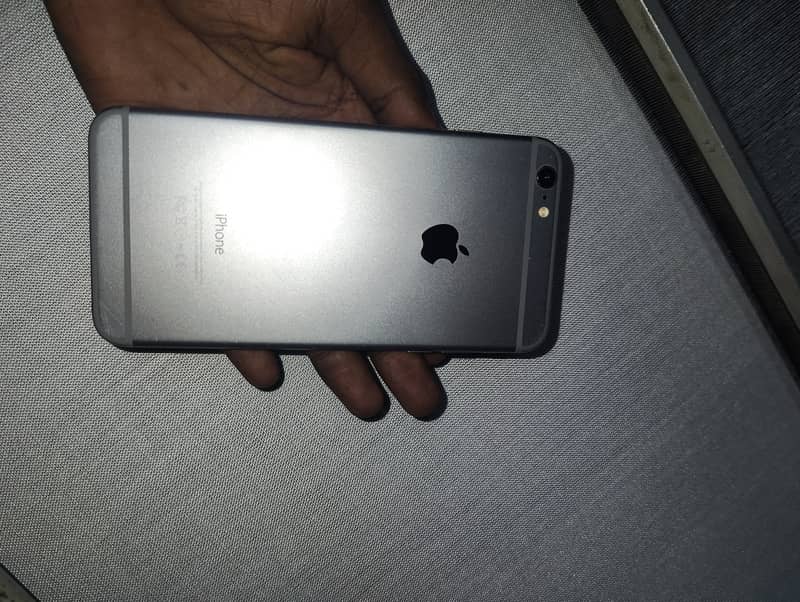 Apple iPhone 6 Plus 2