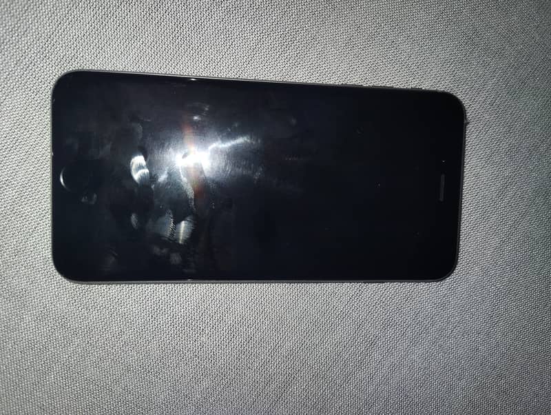 Apple iPhone 6 Plus 4