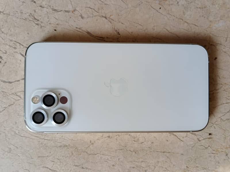 Apple iPhone 12 Pro 1