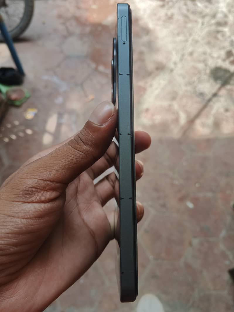 Realme C61 0