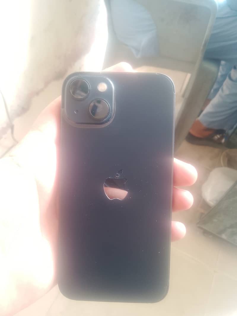 Apple iPhone 13 2
